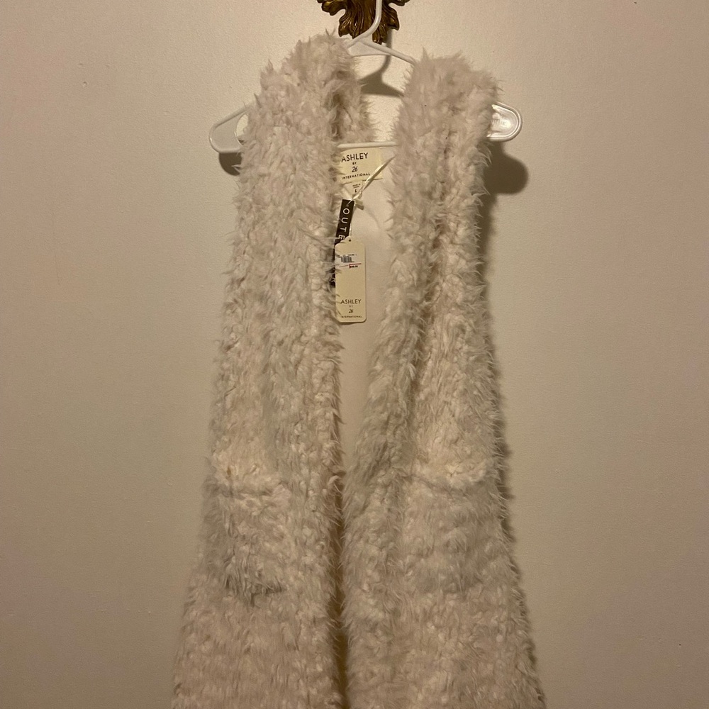 Ashley By 26 International Fuzzy Cream Vest